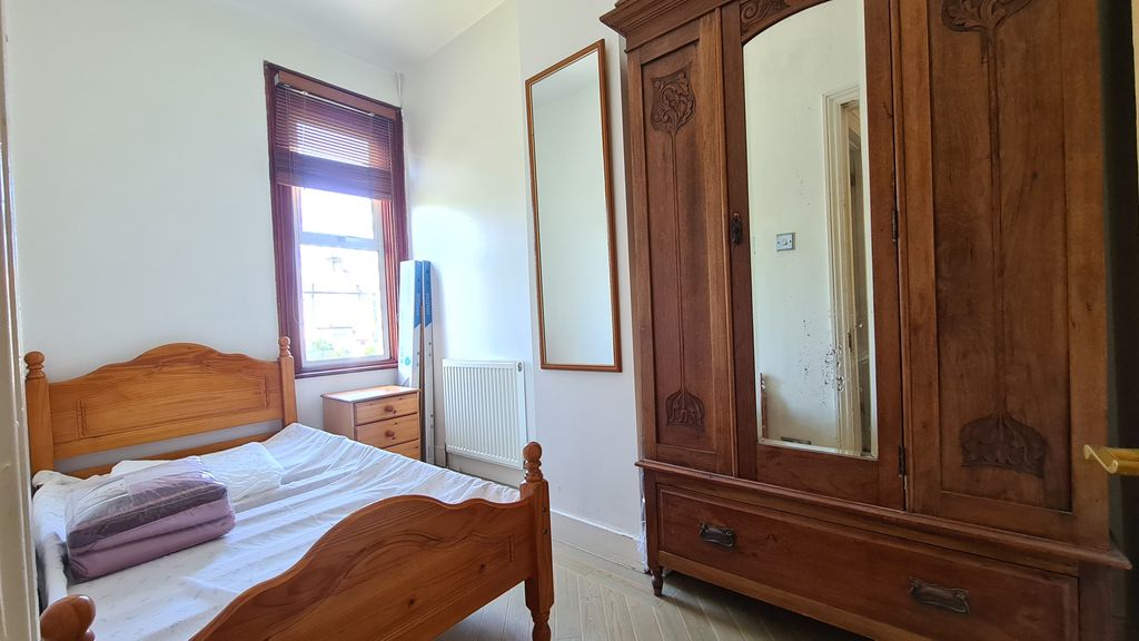 Property photo 1 of 4