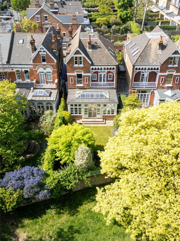 Property photo 2 of 16 Baskerville Road