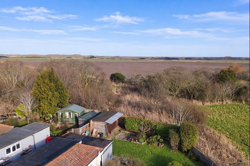 Property photo 2 of 18 4823474