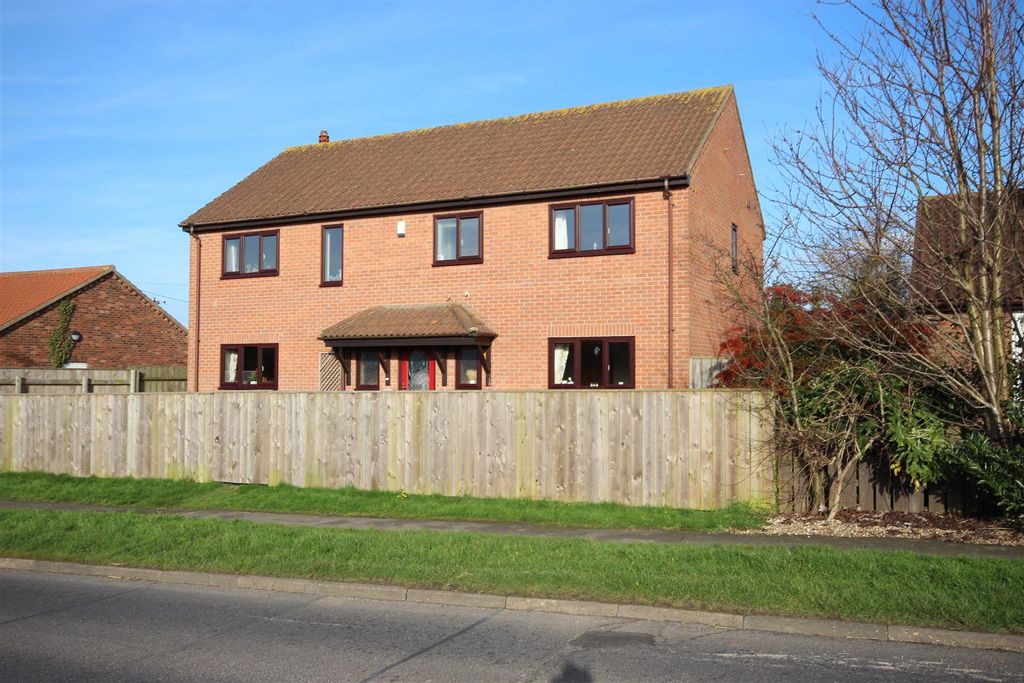 Property photo 1 of 38 Accommodation