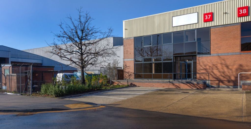 Property photo 1 of 4 Unit 37, Segro Metropolitan Park