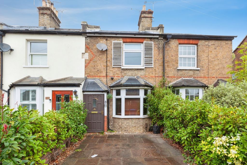 Property photo 1 of 17 External