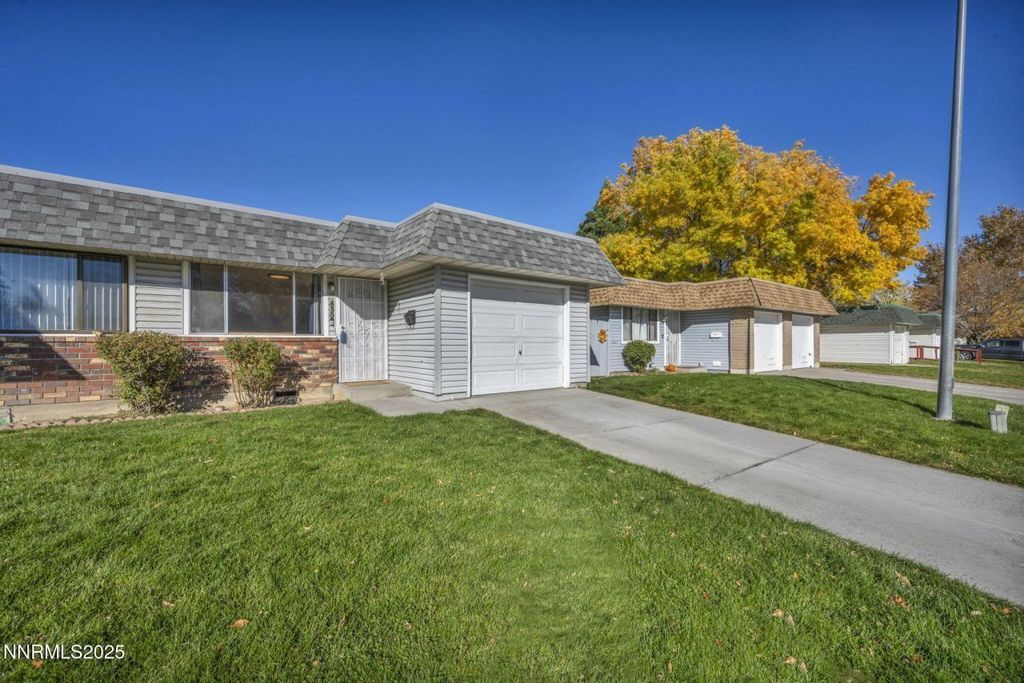 Property photo 1 of 20