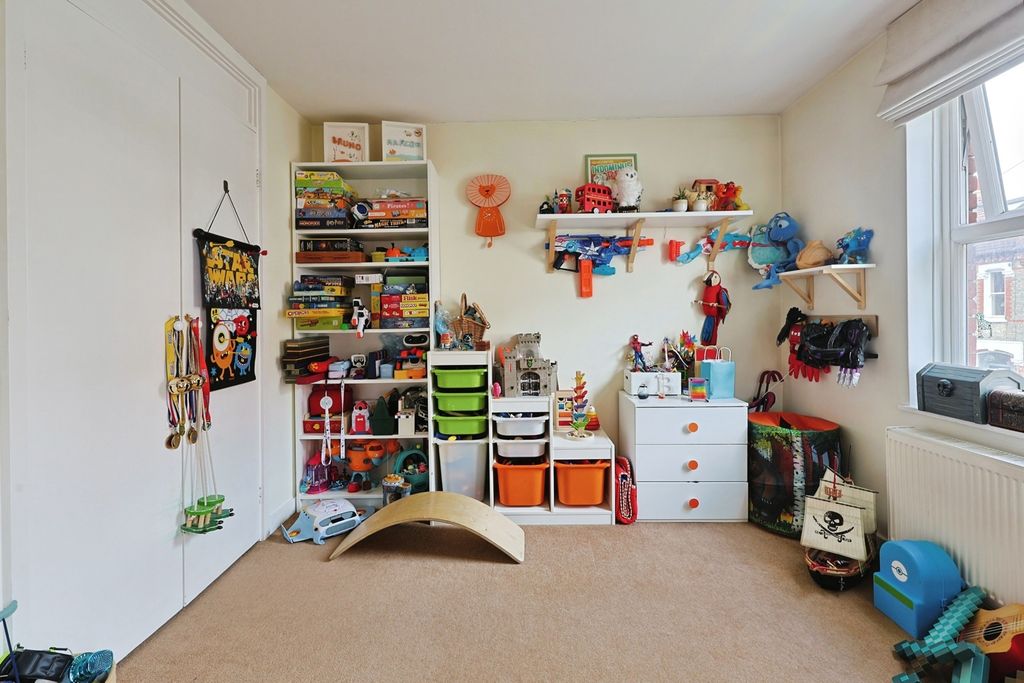 Property photo 2 of 21 Pbox-Img.Jpg