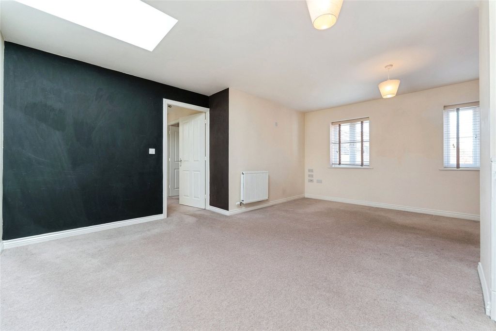 Property photo 3 of 24 Picture No. 20