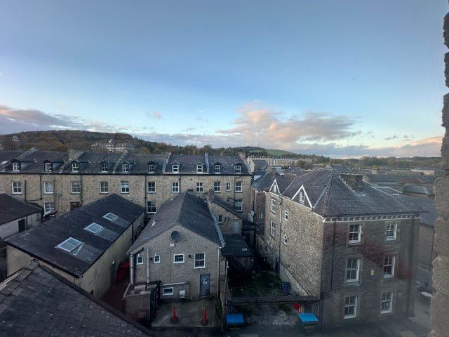 Property photo 2 of 8 Copyright Ninalubman.Com