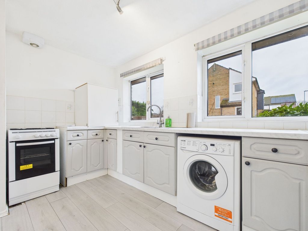 Property photo 3 of 12