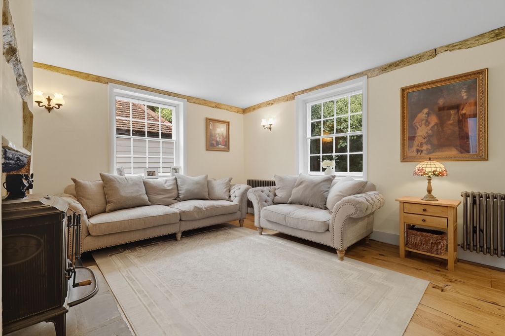 Property photo 2 of 28 Reception