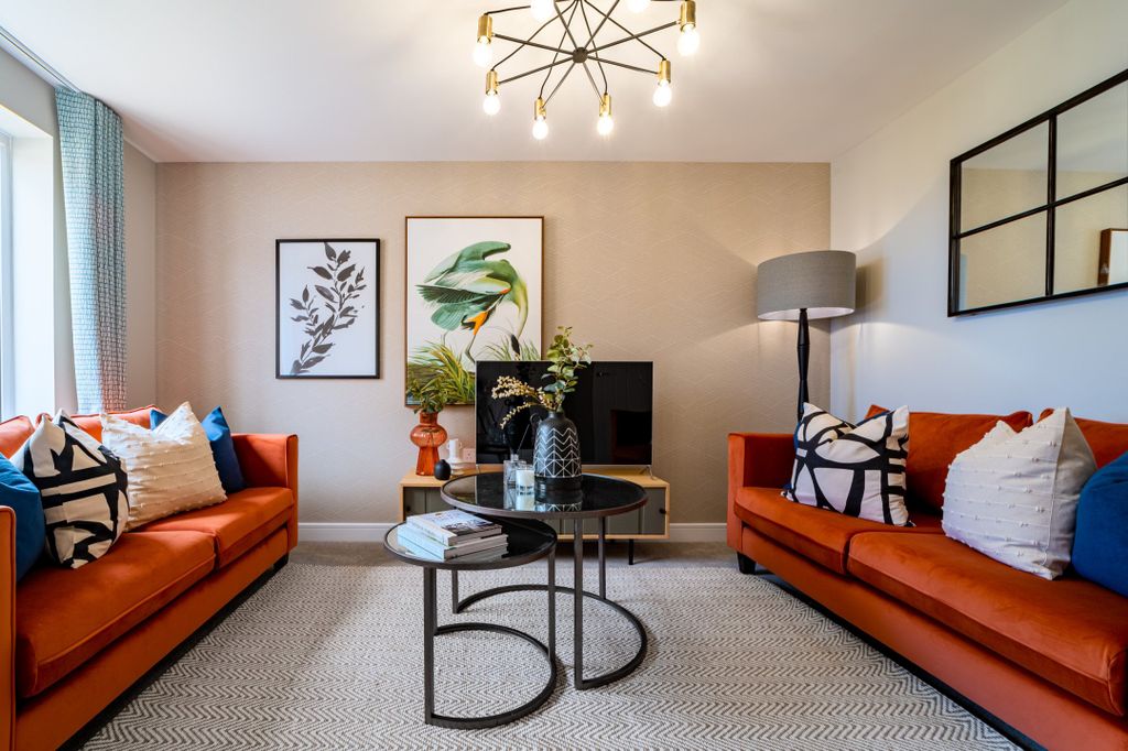 Property photo 1 of 5 Living Room