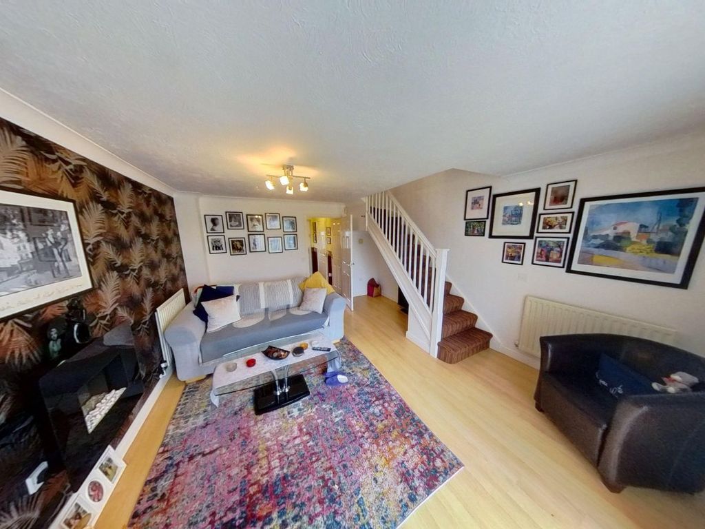 Property photo 3 of 8