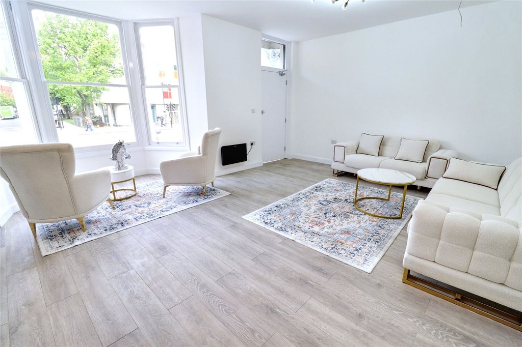 Property photo 1 of 7 Picture No. 12