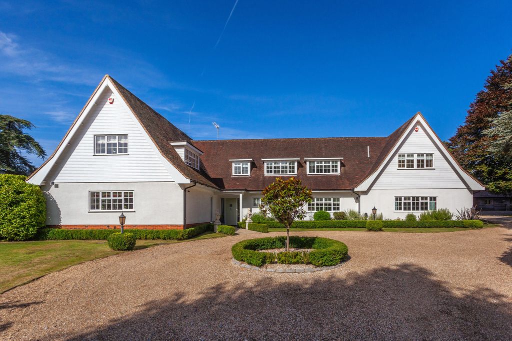 Property photo 1 of 30