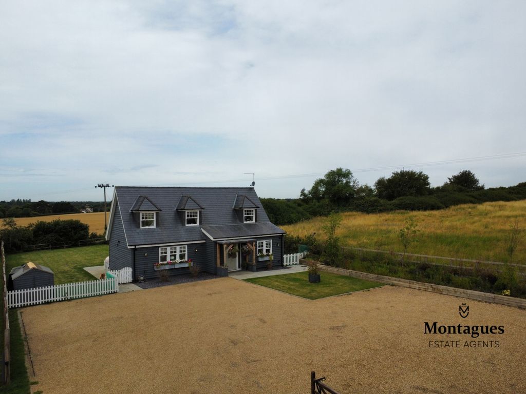 Property photo 2 of 30 Photo 6