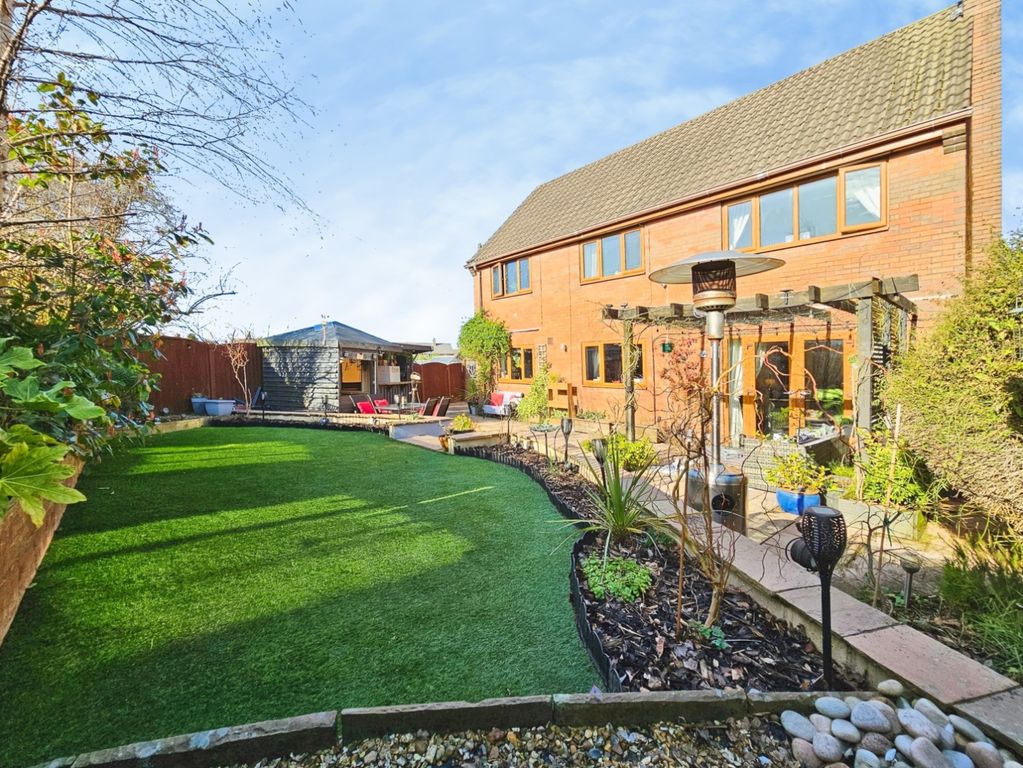 Property photo 2 of 69 Pbox-Img.Jpg