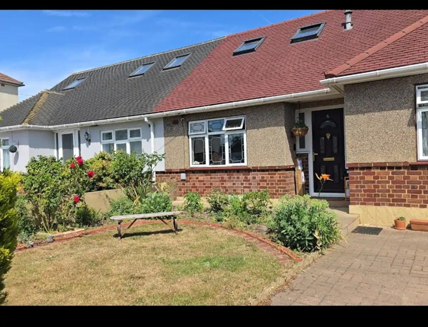 Property photo 1 of 3