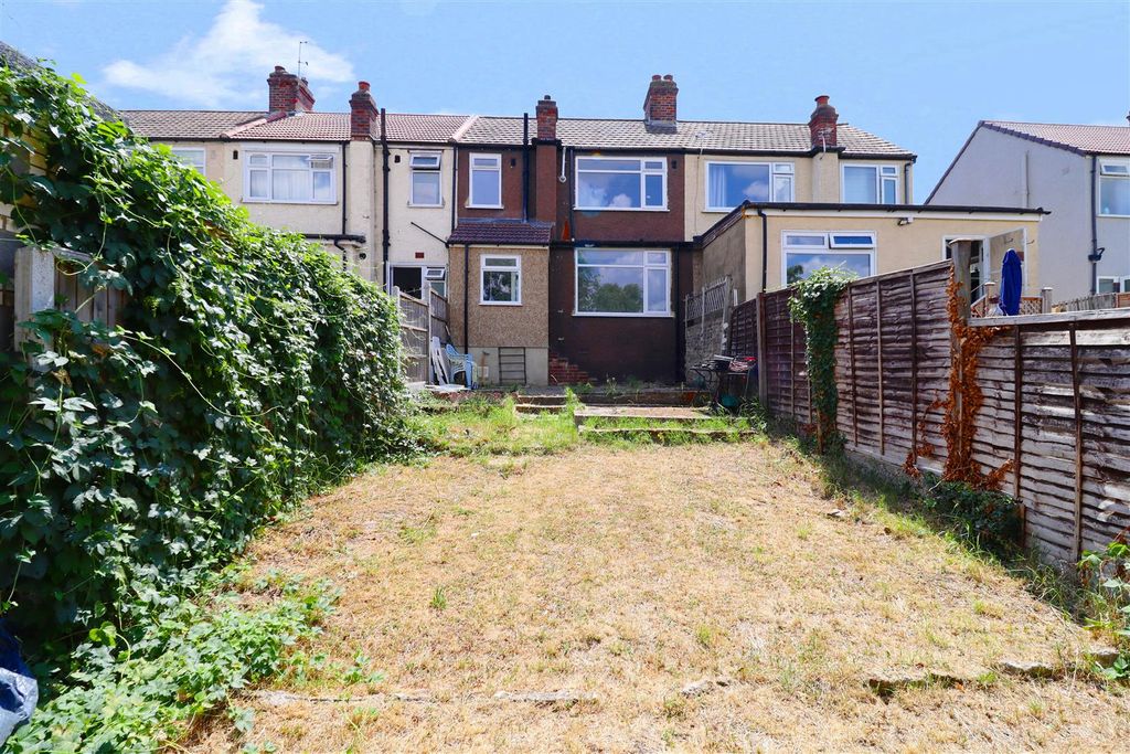 Property photo 1 of 15 Garden