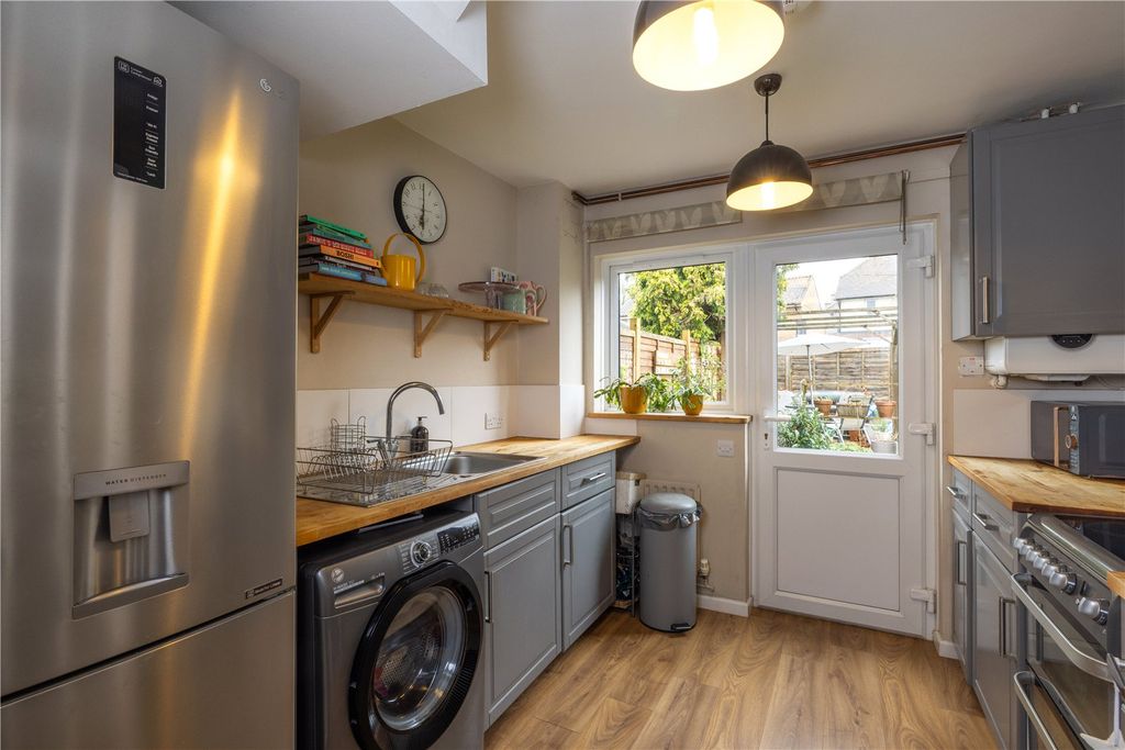 Property photo 2 of 15 Picture No. 06