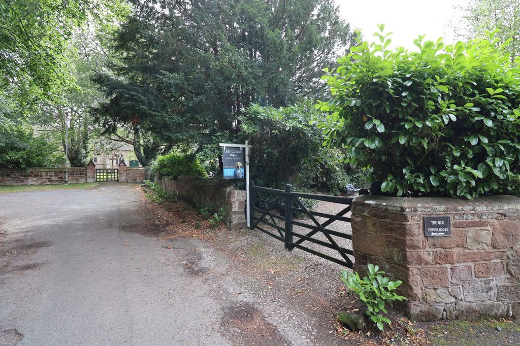 Property photo 3 of 55