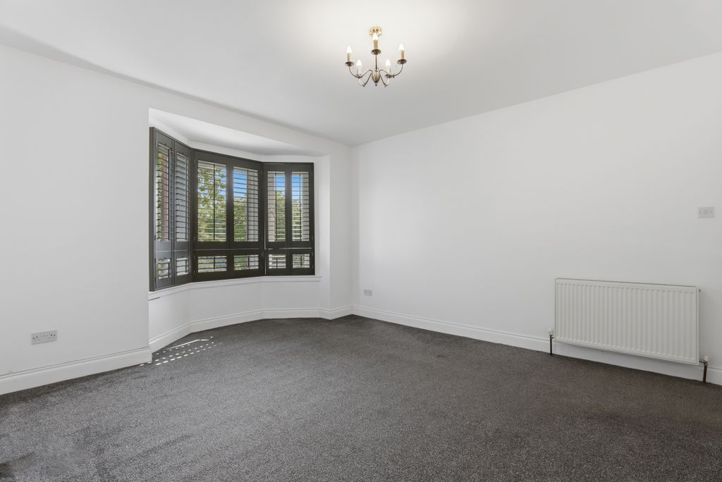 Property photo 3 of 30