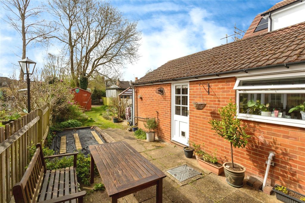 Property photo 3 of 17 Picture No. 13