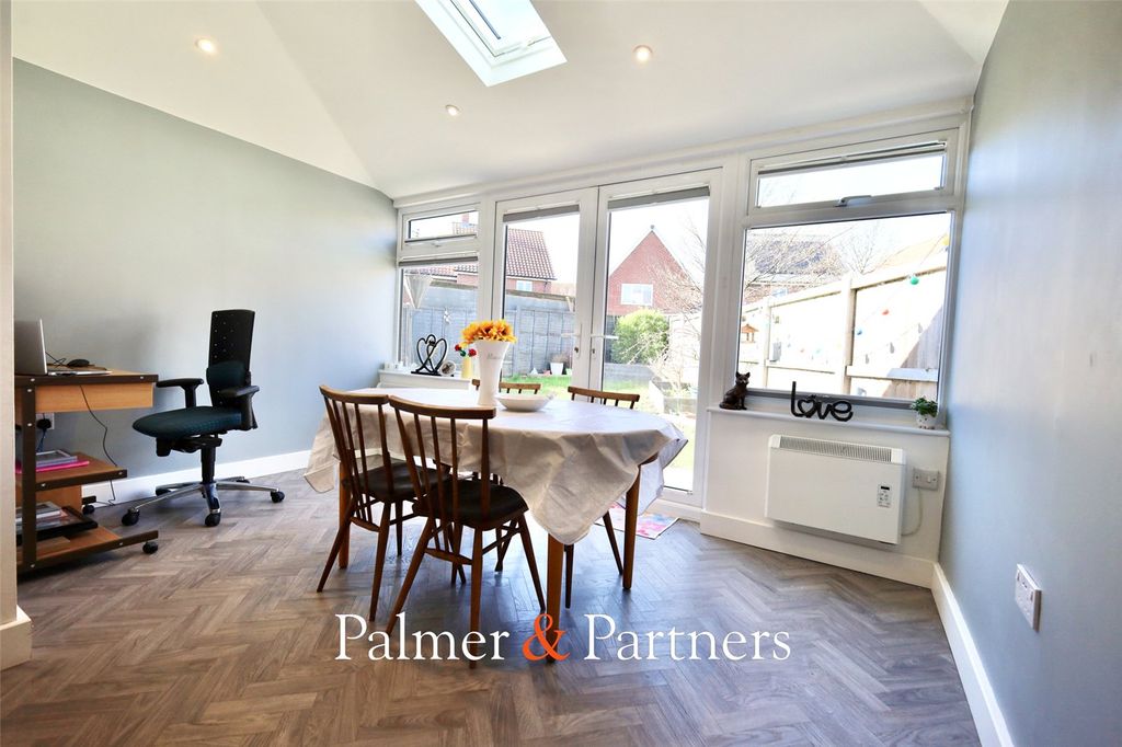 Property photo 3 of 20 Picture No. 07