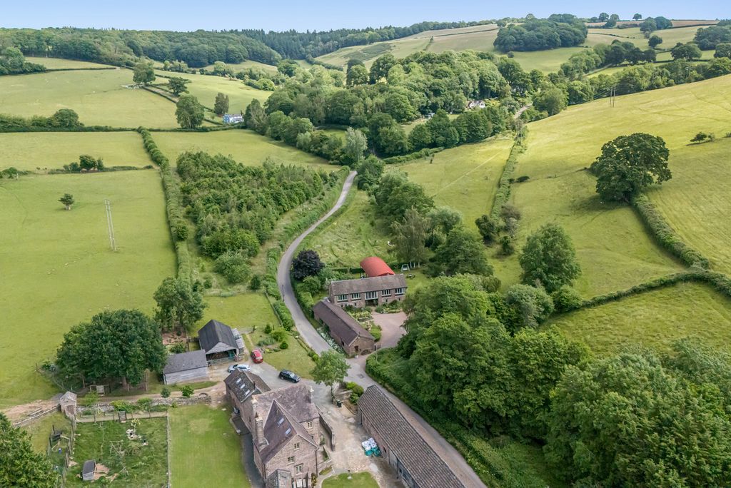 Property photo 1 of 50