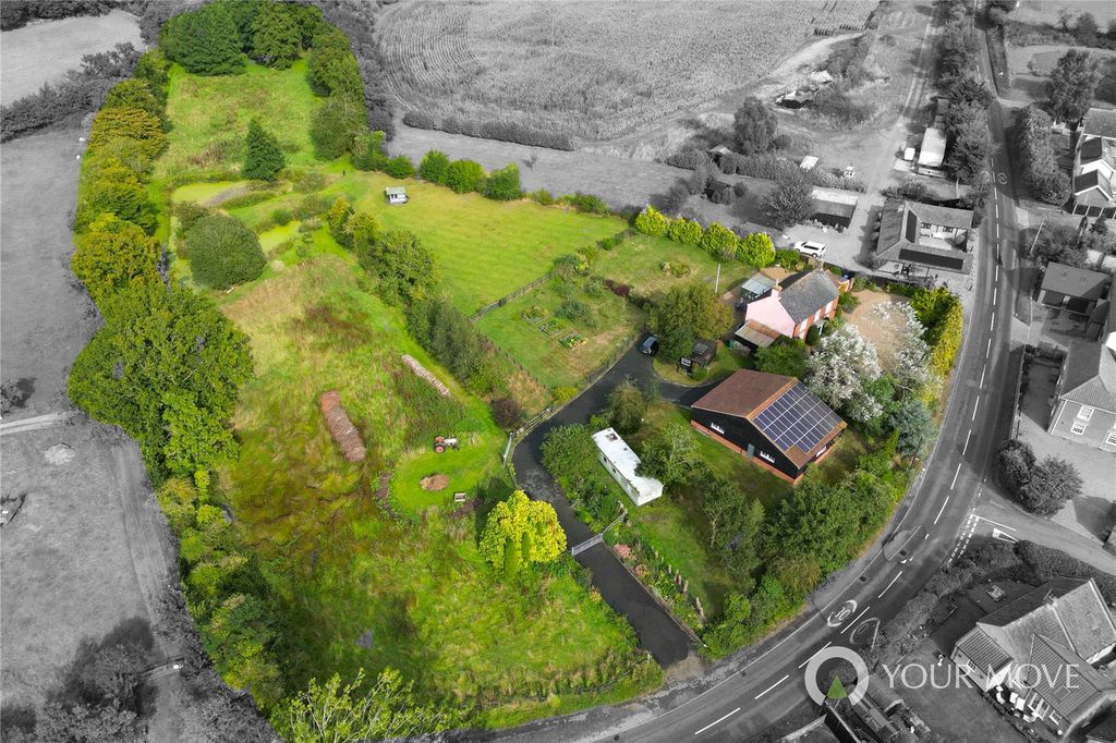 Property photo 2 of 30 Picture No. 03