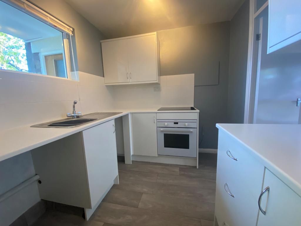 Property photo 2 of 8 Photo 7