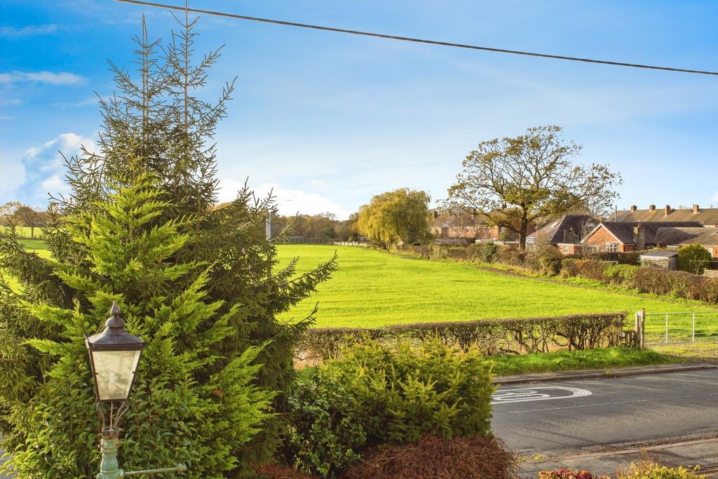 Property photo 2 of 13 Pbox-Img.Jpg