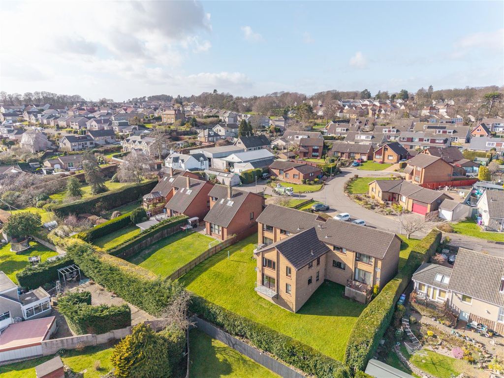 Property photo 1 of 12 57E Lorne Crescent Monifieth-2.Jpg