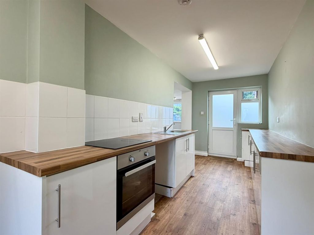 Property photo 3 of 16