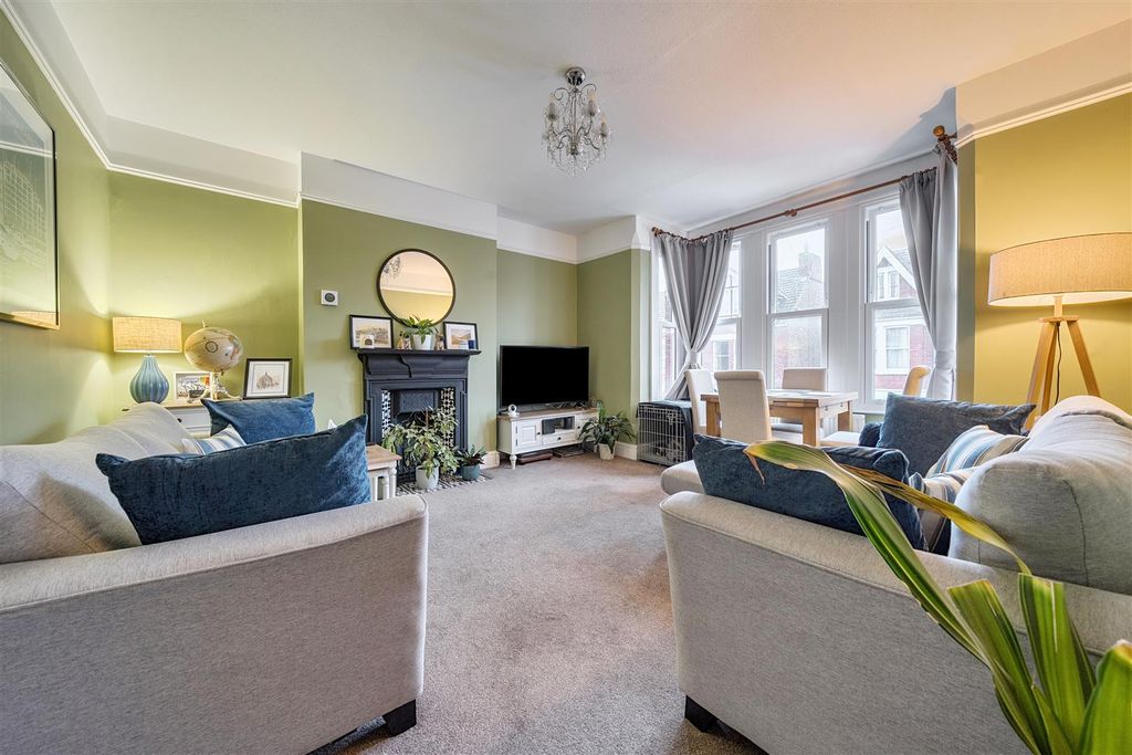 Property photo 2 of 17 1408008-3-69861375cc036.Jpg