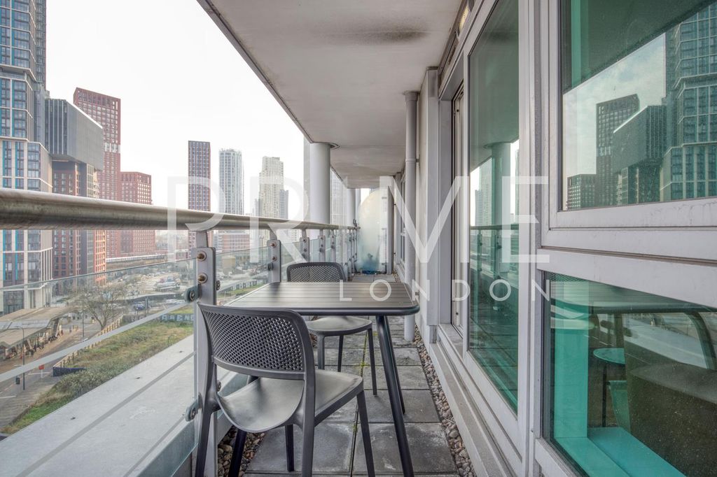 Property photo 2 of 18 Balcony.Jpg