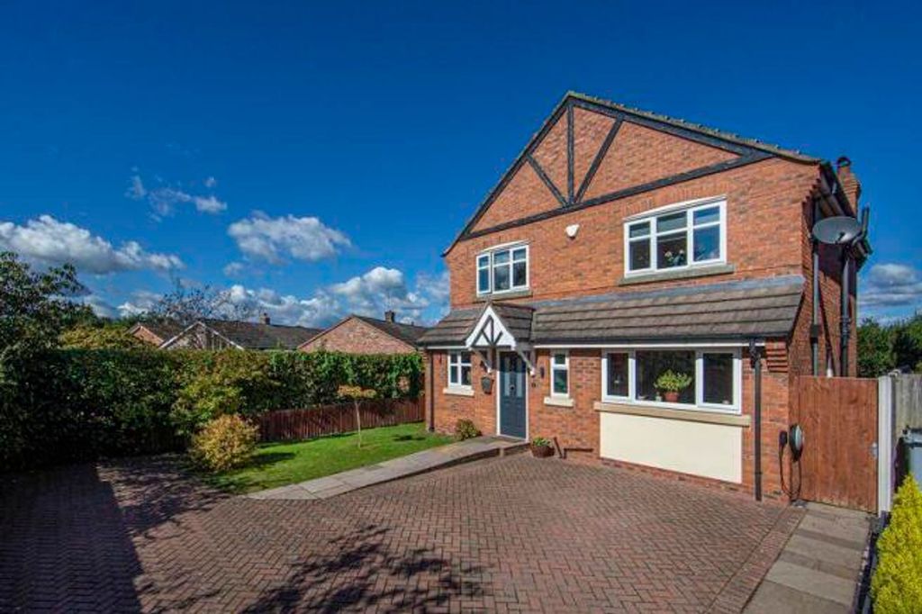 Property photo 2 of 17
