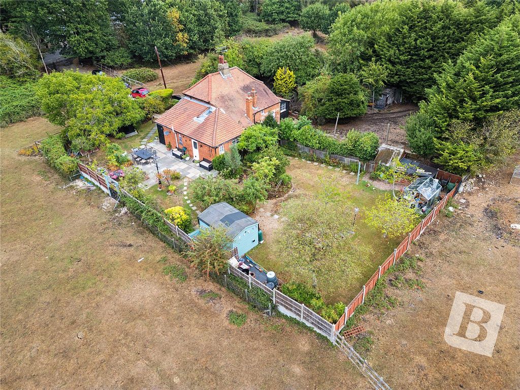 Property photo 1 of 19 Aerial