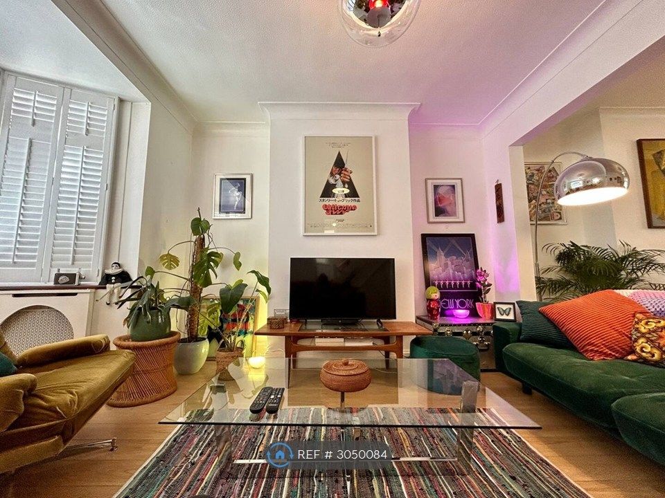 Property photo 2 of 24