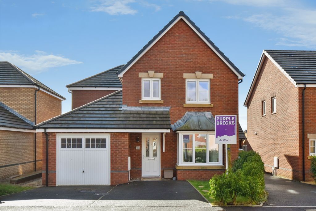 Property photo 1 of 15 Front View