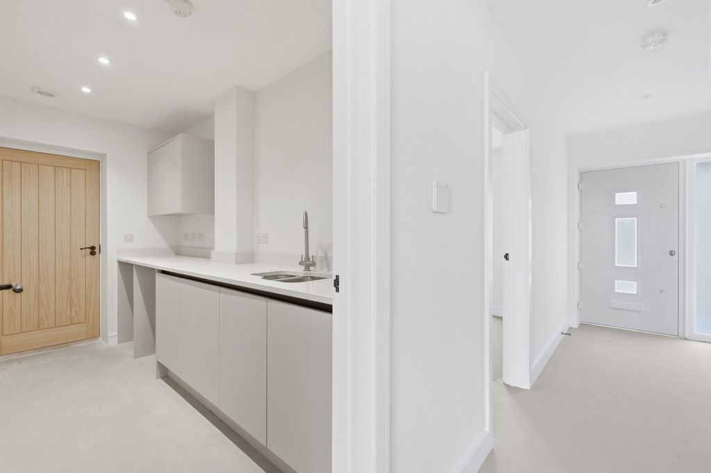 Additional image 7 of 4 bed detached house for saleOakley Gardens, Little Oakley, Harwich CO12