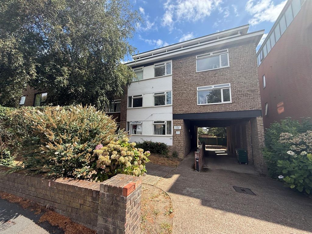 Property photo 3 of 11 Morley Court.Jpg