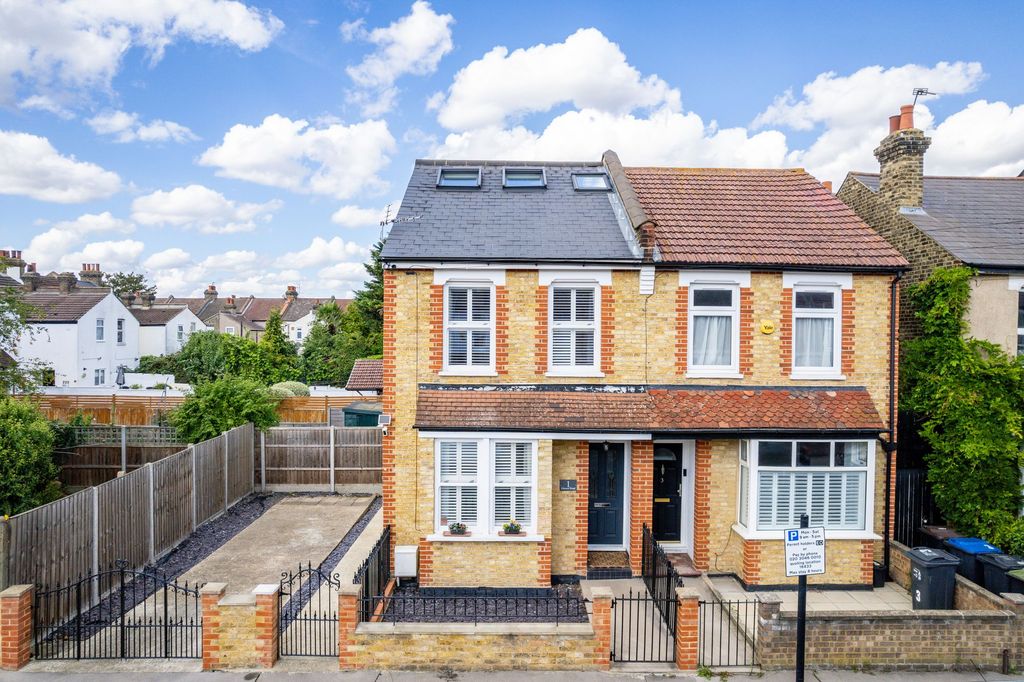Property photo 1 of 19