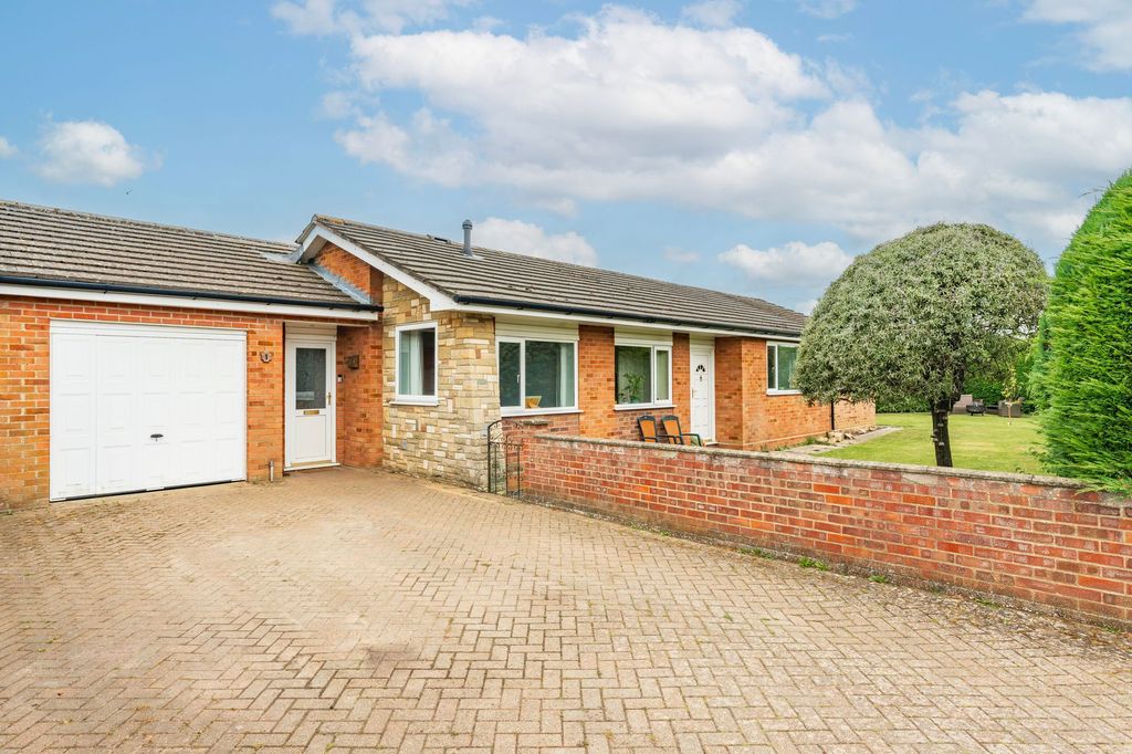 Property photo 1 of 24