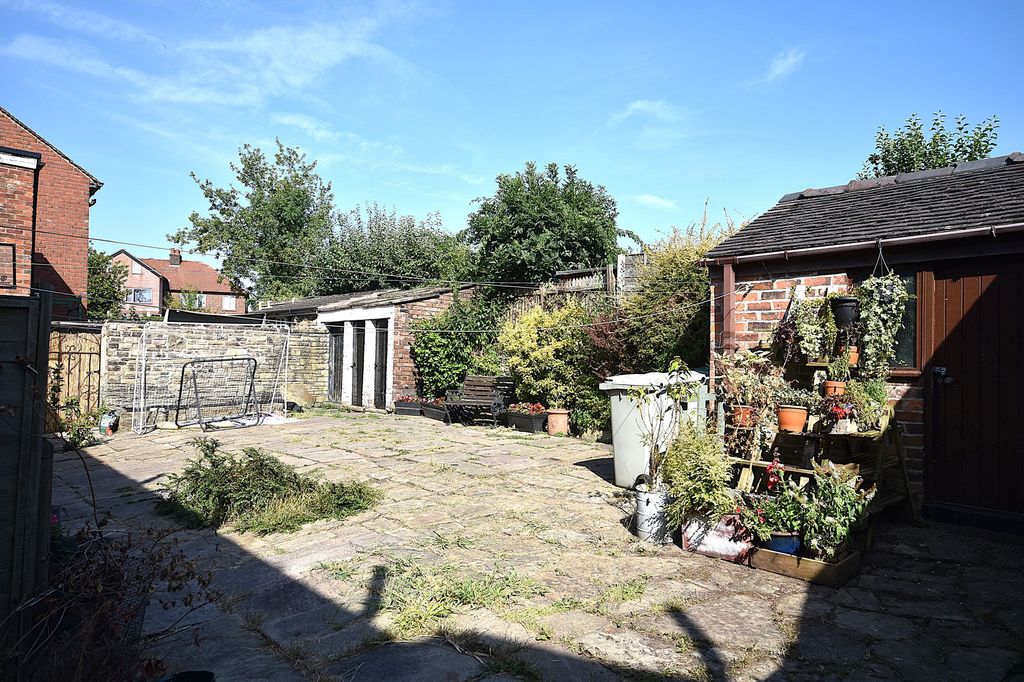 Property photo 3 of 6