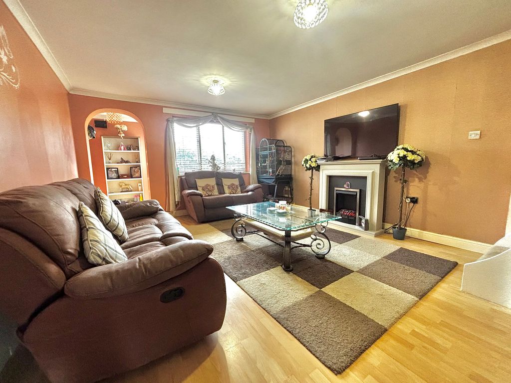 Property photo 3 of 12 Img_1494