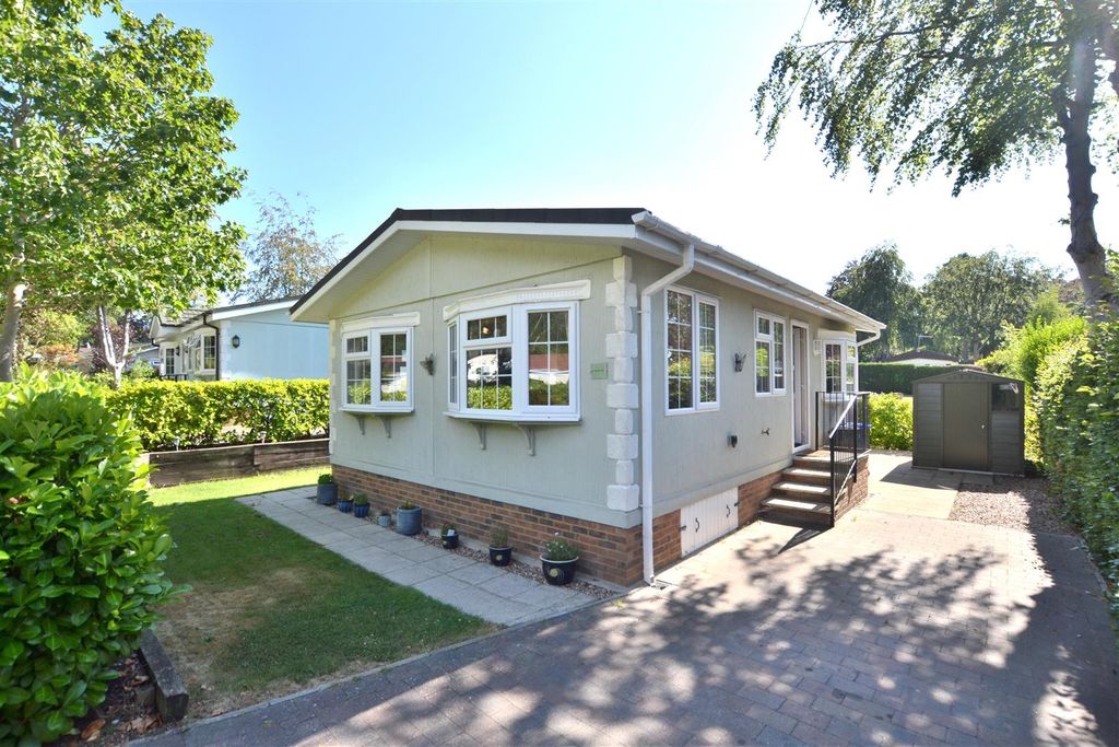 Property photo 1 of 19 Front.Jpg