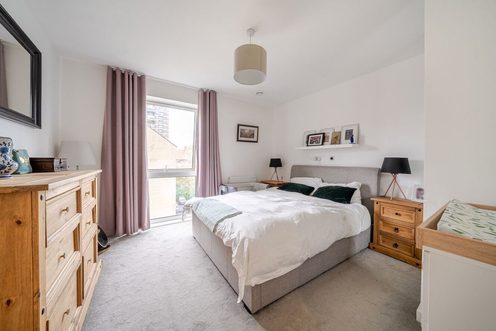 Property photo 2 of 15 Picture No. 15