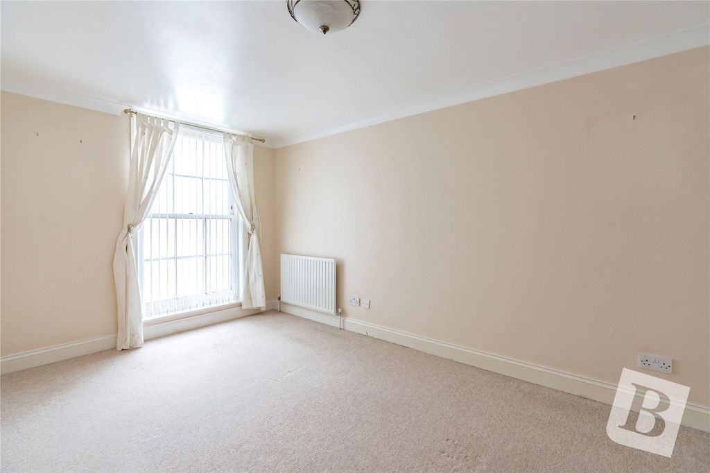 Property photo 3 of 20 Bedroom