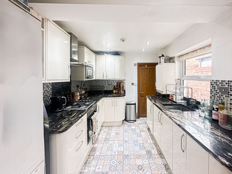 Property photo 2 of 13 Photo 10