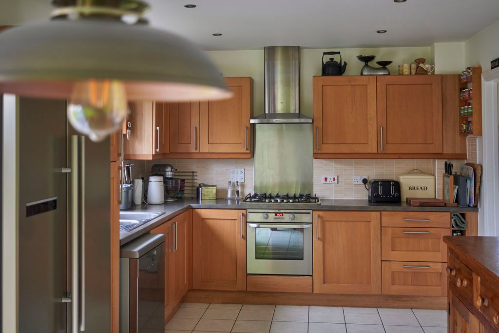 Property photo 3 of 20 Kitchen Diner