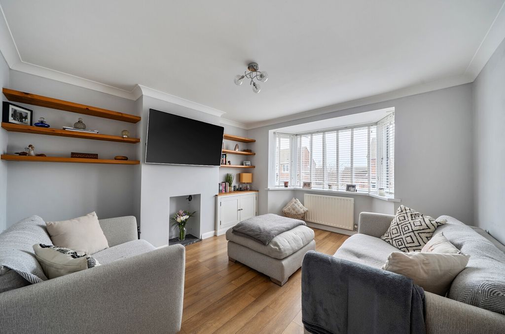 Property photo 2 of 17 1420609-17-69A175...