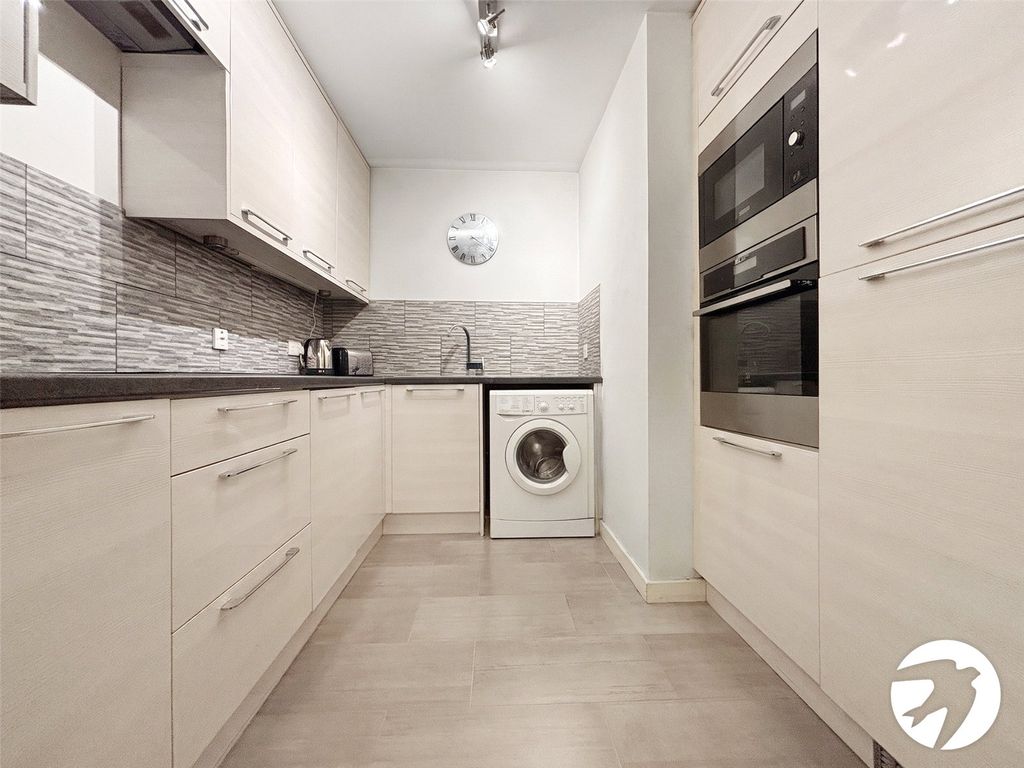 Property photo 3 of 11 Picture No. 09